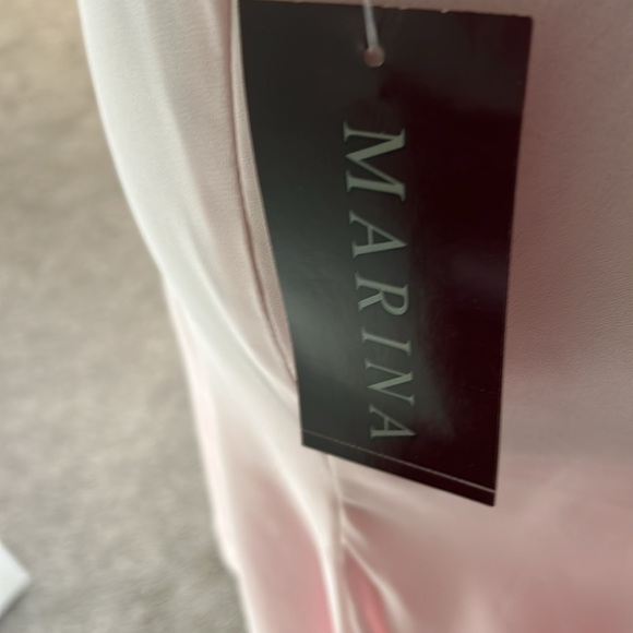 Marina 2 piece Beaded Tank Style Top With matching Scalloped Skirt. NWT - Picture 4 of 4